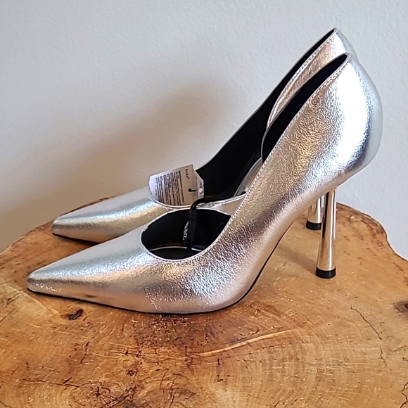 ZARA Silver Pumps - Picture 1 of 7
